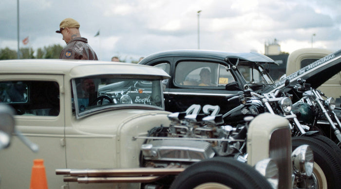 LATE NIGHTS BURY - HOT RODS