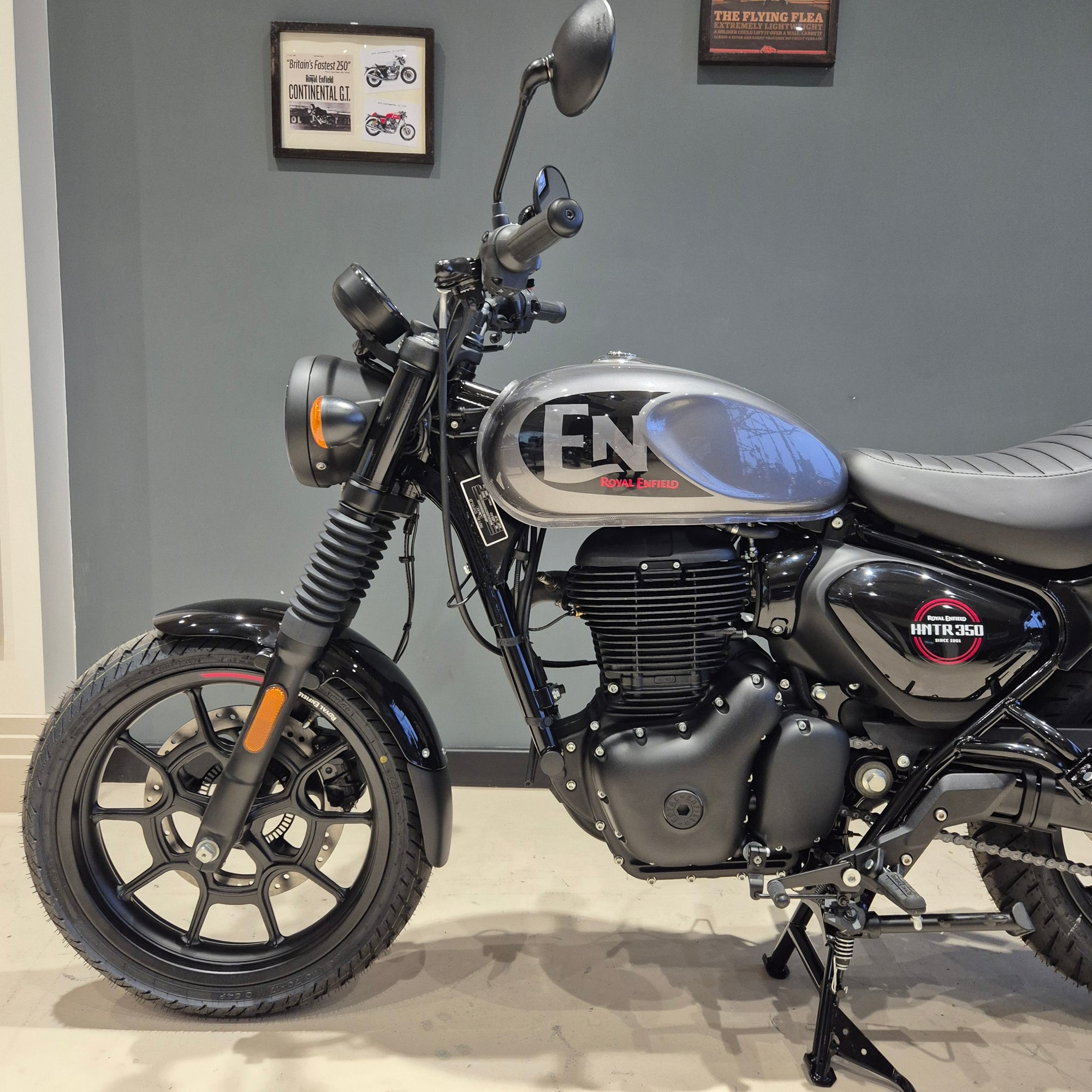 Royal Enfield HNTR 350 - Dapper Grey