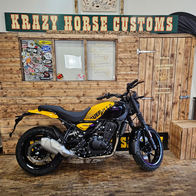 ROYAL ENFIELD GUERILLA 450 - Yellow Ribbon