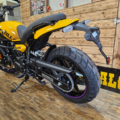 ROYAL ENFIELD GUERILLA 450 - Yellow Ribbon
