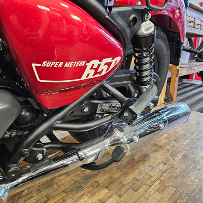 ROYAL ENFIELD SUPER METEOR 650 - Celestial Red