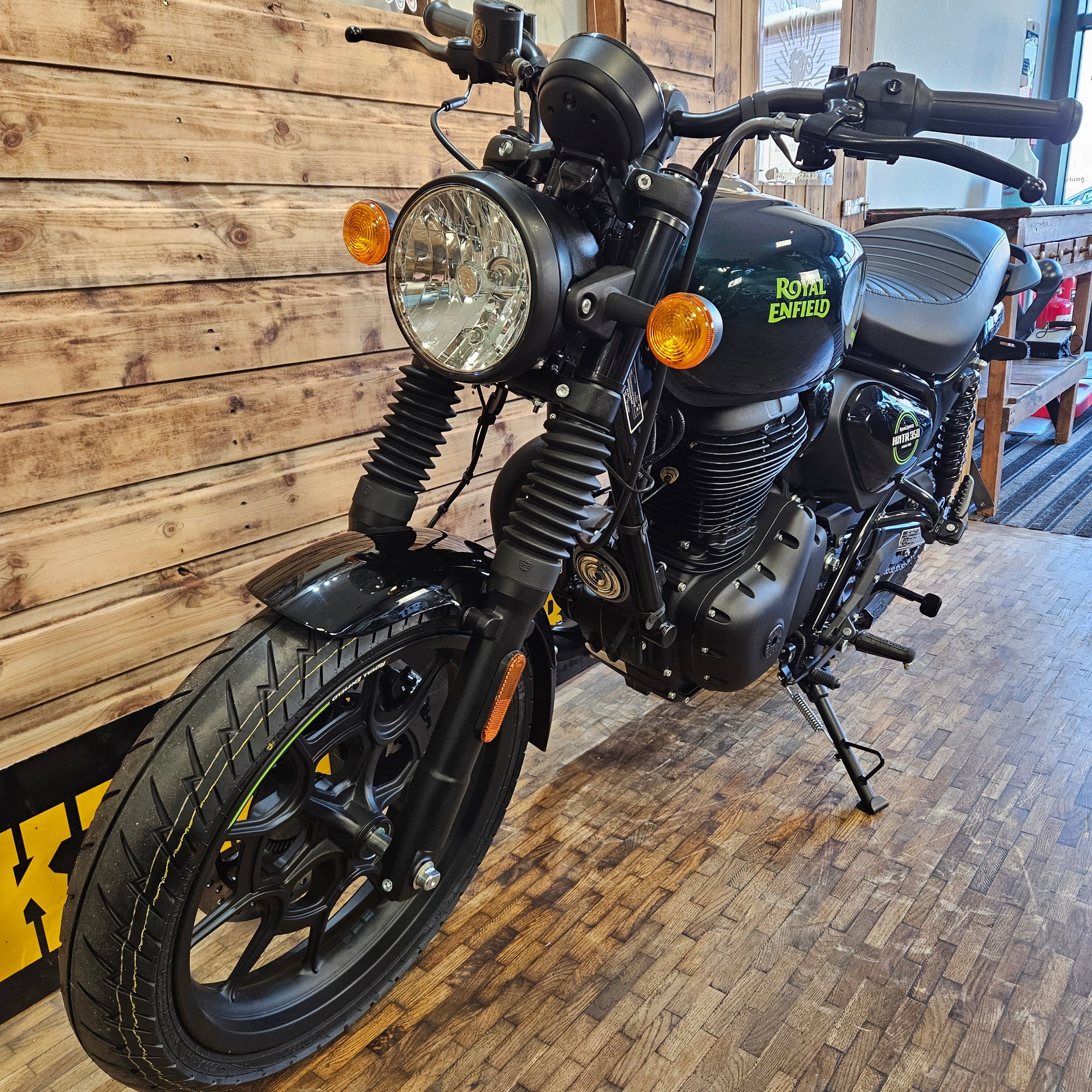 ROYAL ENFIELD HUNTER 350 - Green