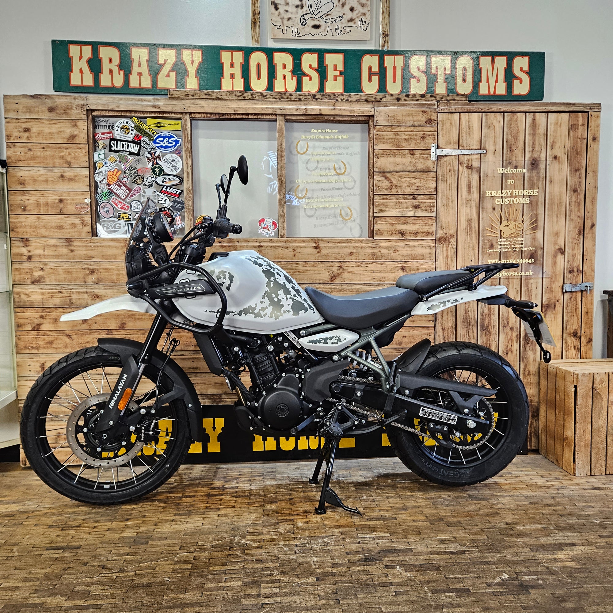 ROYAL ENFIELD HIMALAYAN 450 - Kamet White - PreRegistered