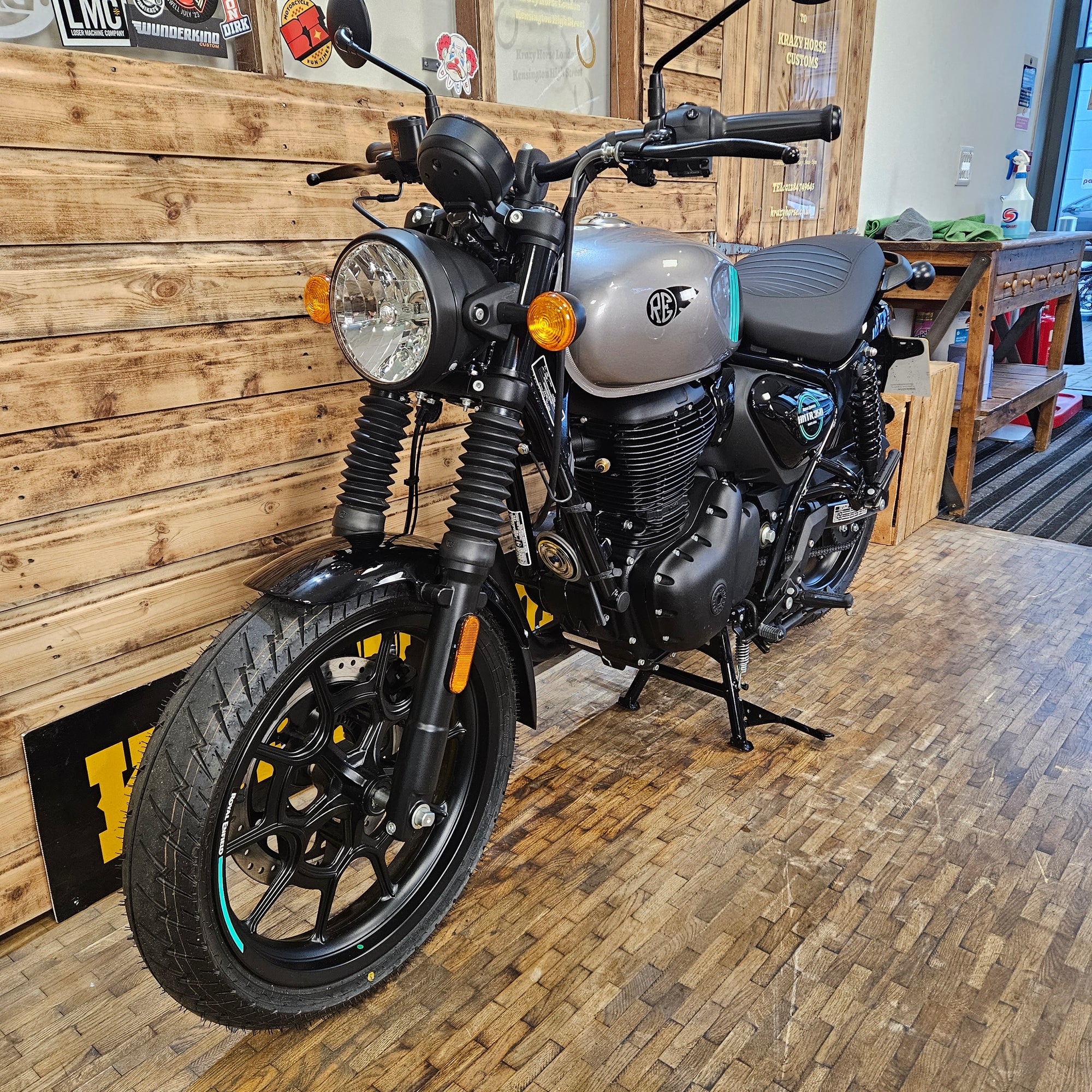 ROYAL ENFIELD HNTR 350 - Dapper Ash - PreRegistered