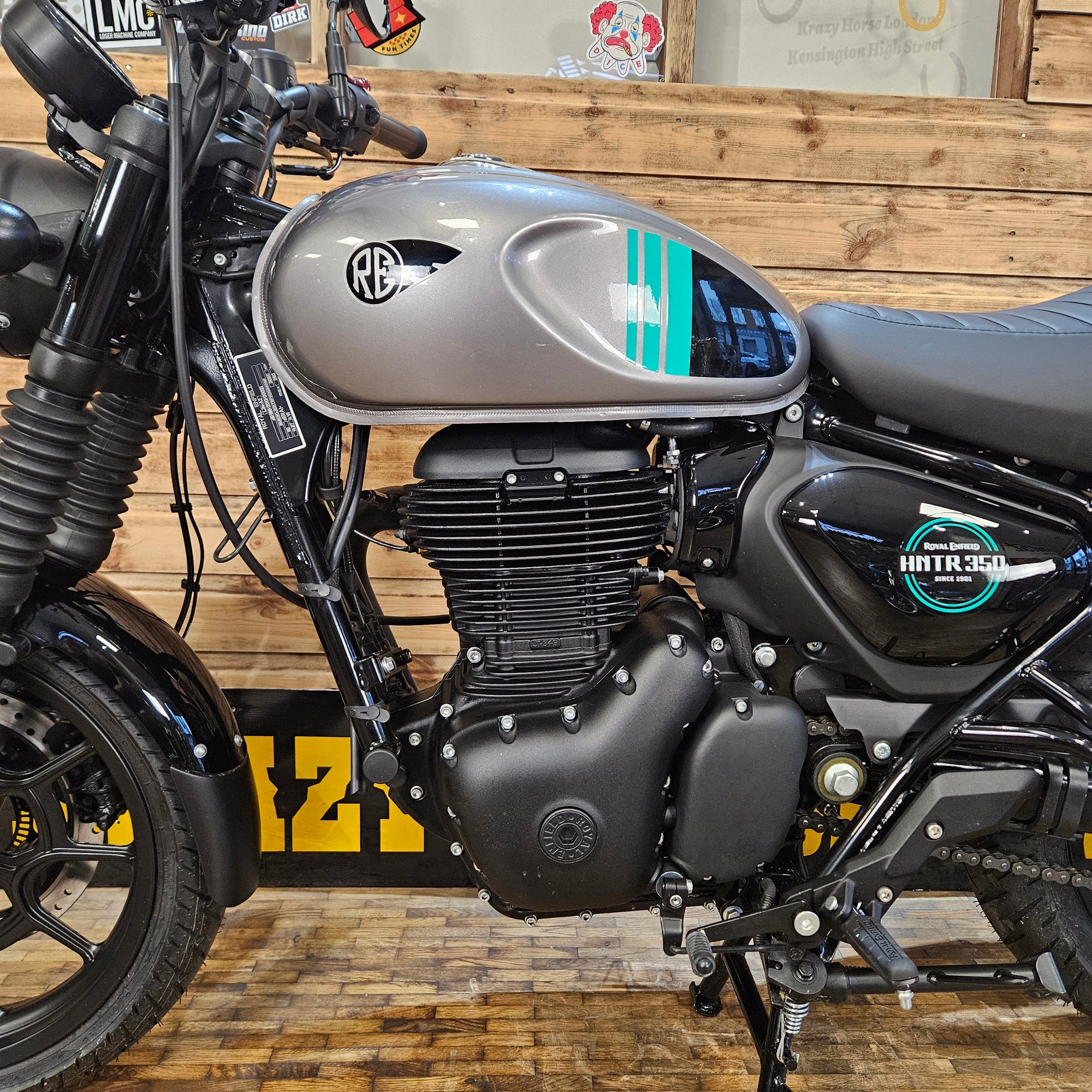 ROYAL ENFIELD HNTR 350 - Dapper Ash - PreRegistered