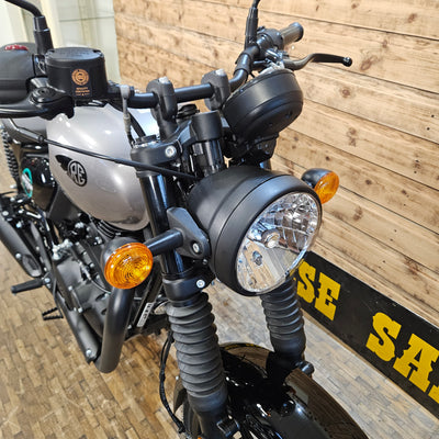 ROYAL ENFIELD HNTR 350 - Dapper Ash - PreRegistered