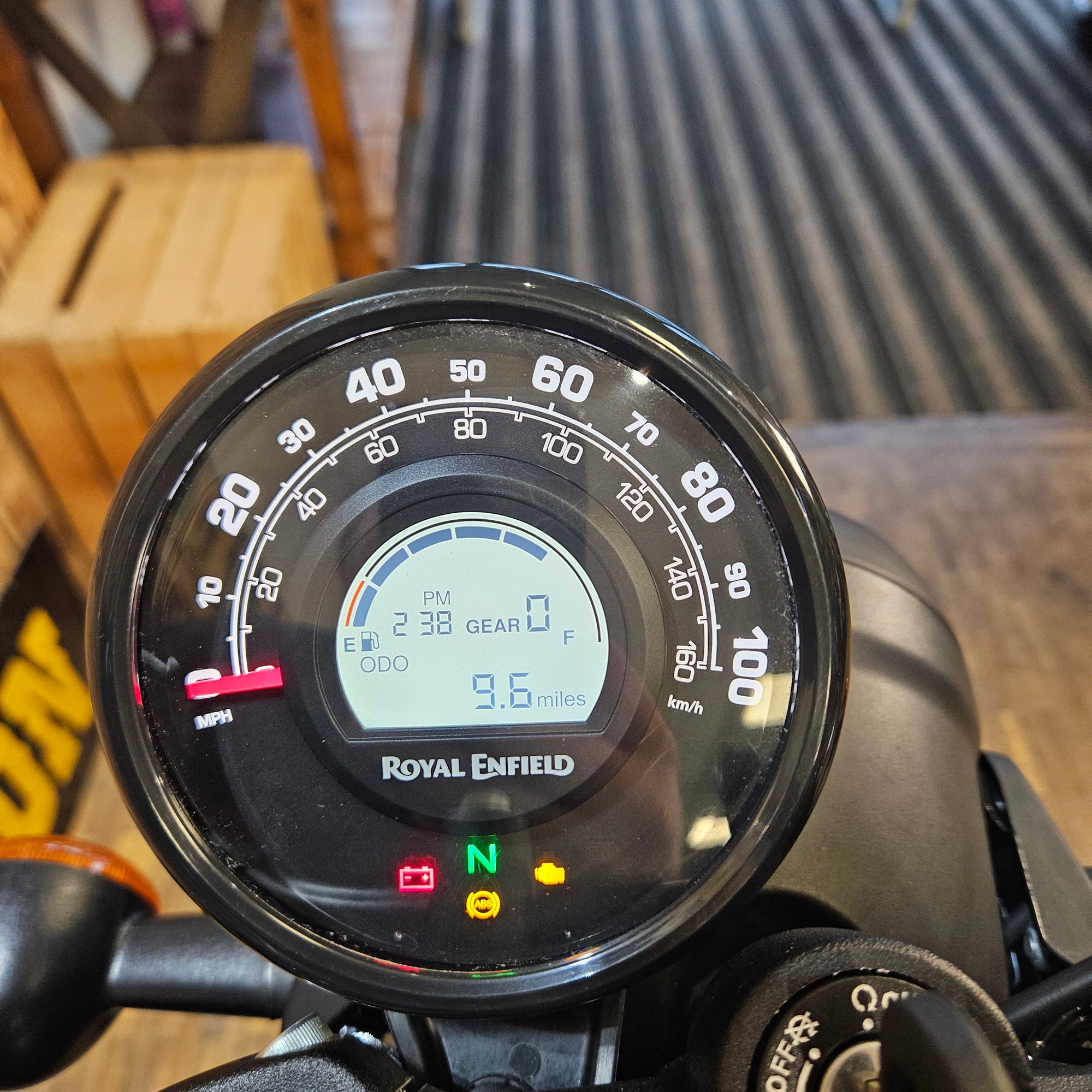 ROYAL ENFIELD HNTR 350 - Dapper Ash - PreRegistered