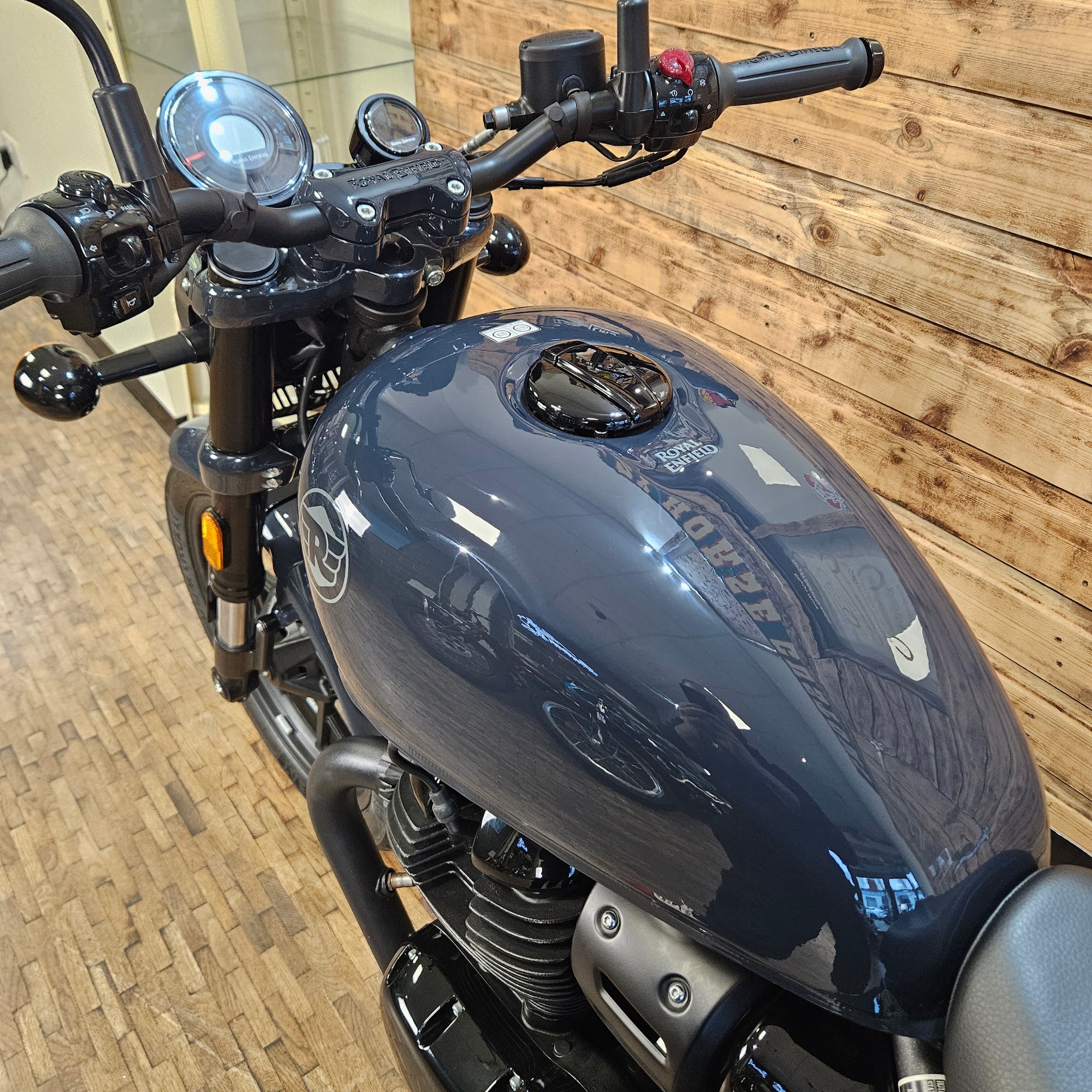 ROYAL ENFIELD SHOTGUN 650 - Sheet Metal Grey - PreRegistered