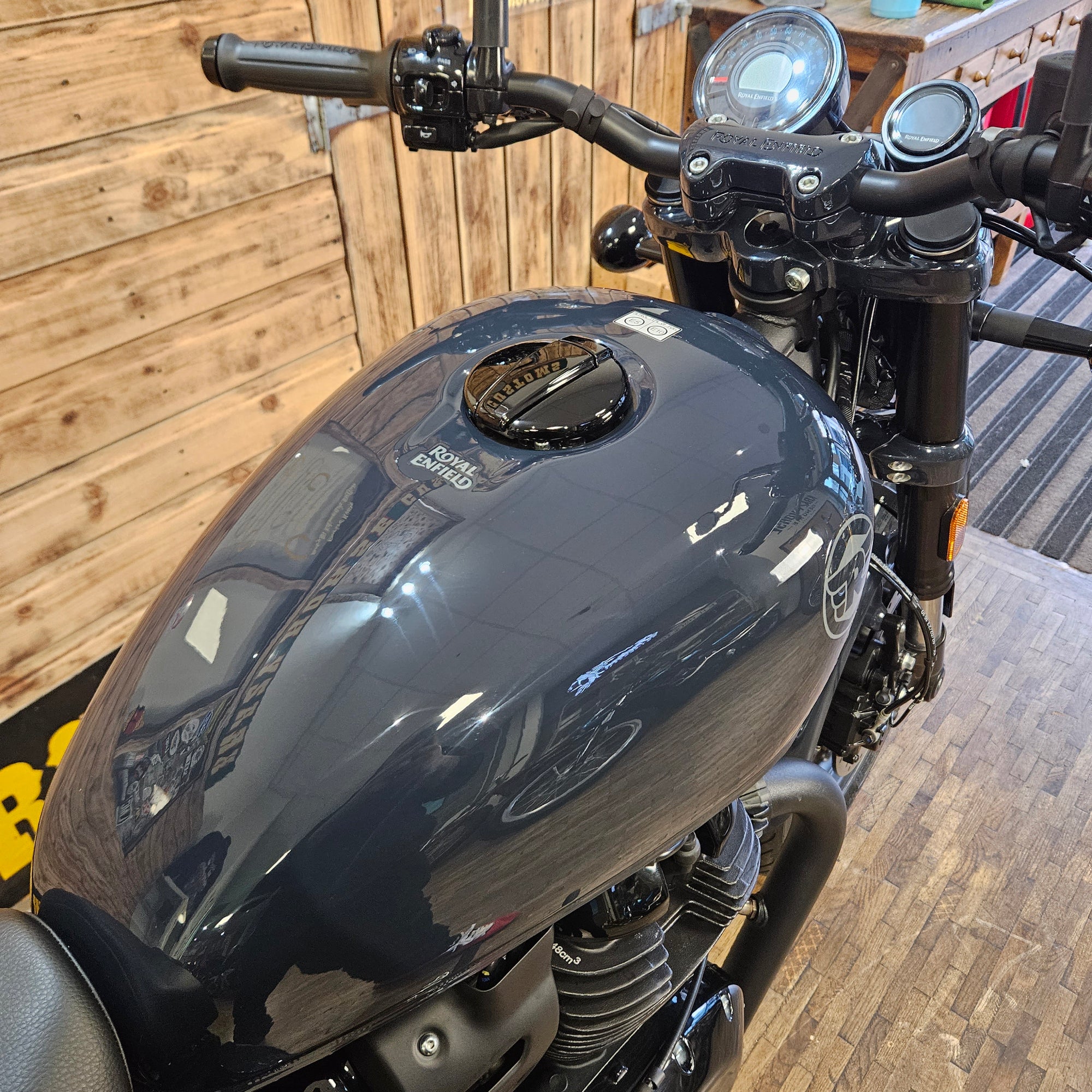 ROYAL ENFIELD SHOTGUN 650 - Sheet Metal Grey - PreRegistered