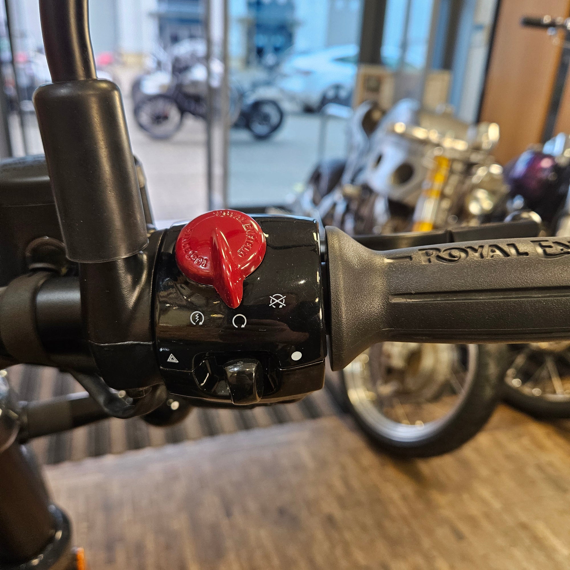 ROYAL ENFIELD SHOTGUN 650 - Sheet Metal Grey - PreRegistered