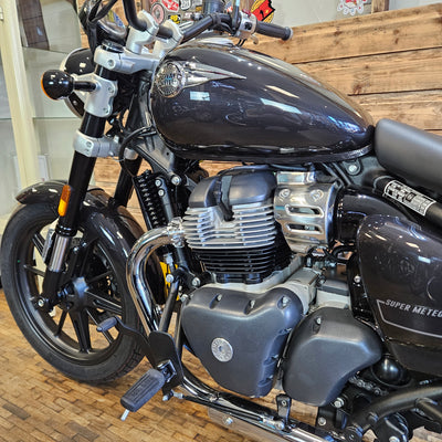ROYAL ENFIELD SUPER METEOR 650 - Astral Black - Preloved