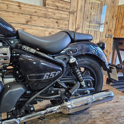 ROYAL ENFIELD SUPER METEOR 650 - Astral Black - Preloved