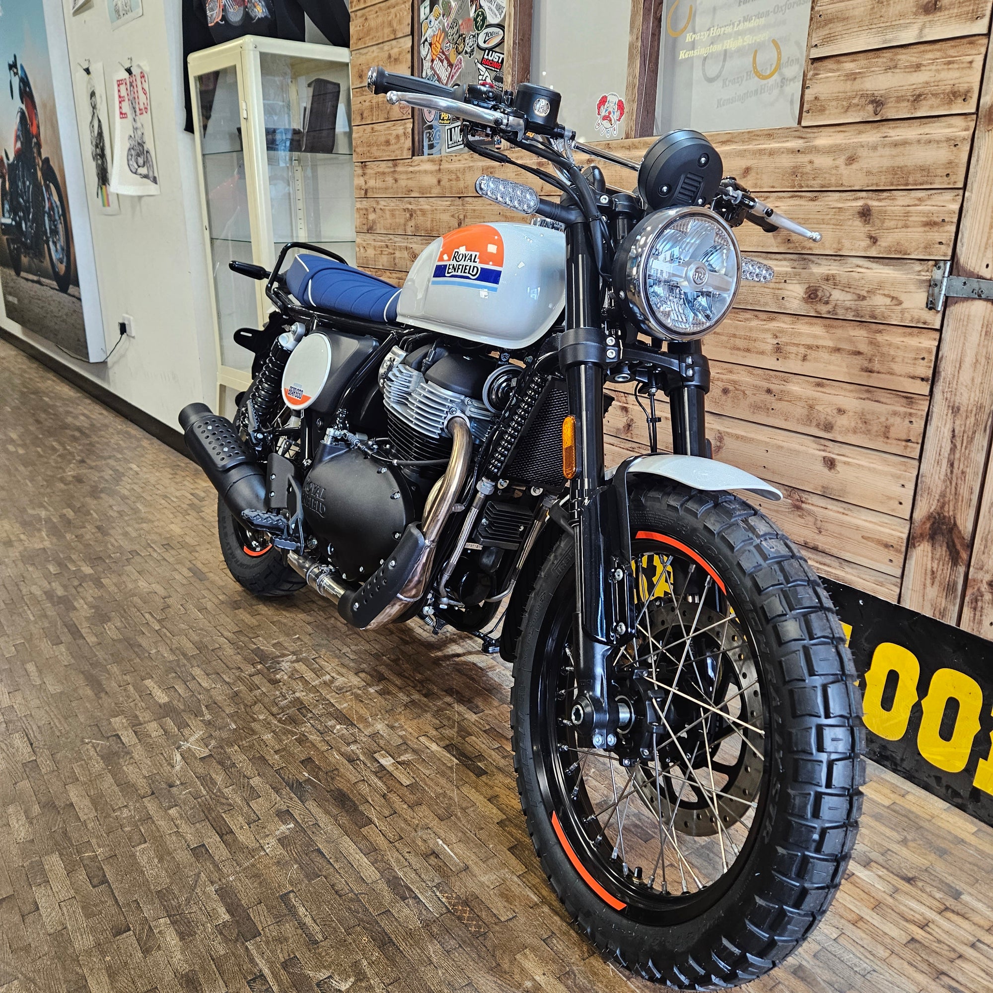 ROYAL ENFIELD BEAR 650 - Boardwalk White