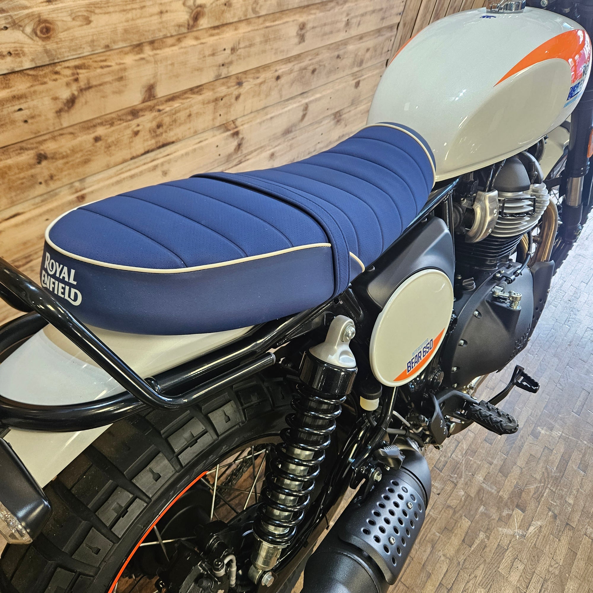 ROYAL ENFIELD BEAR 650 - Boardwalk White