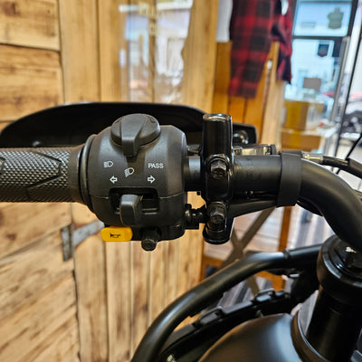 ROYAL ENFIELD HIMALAYAN 450 - Mana Black
