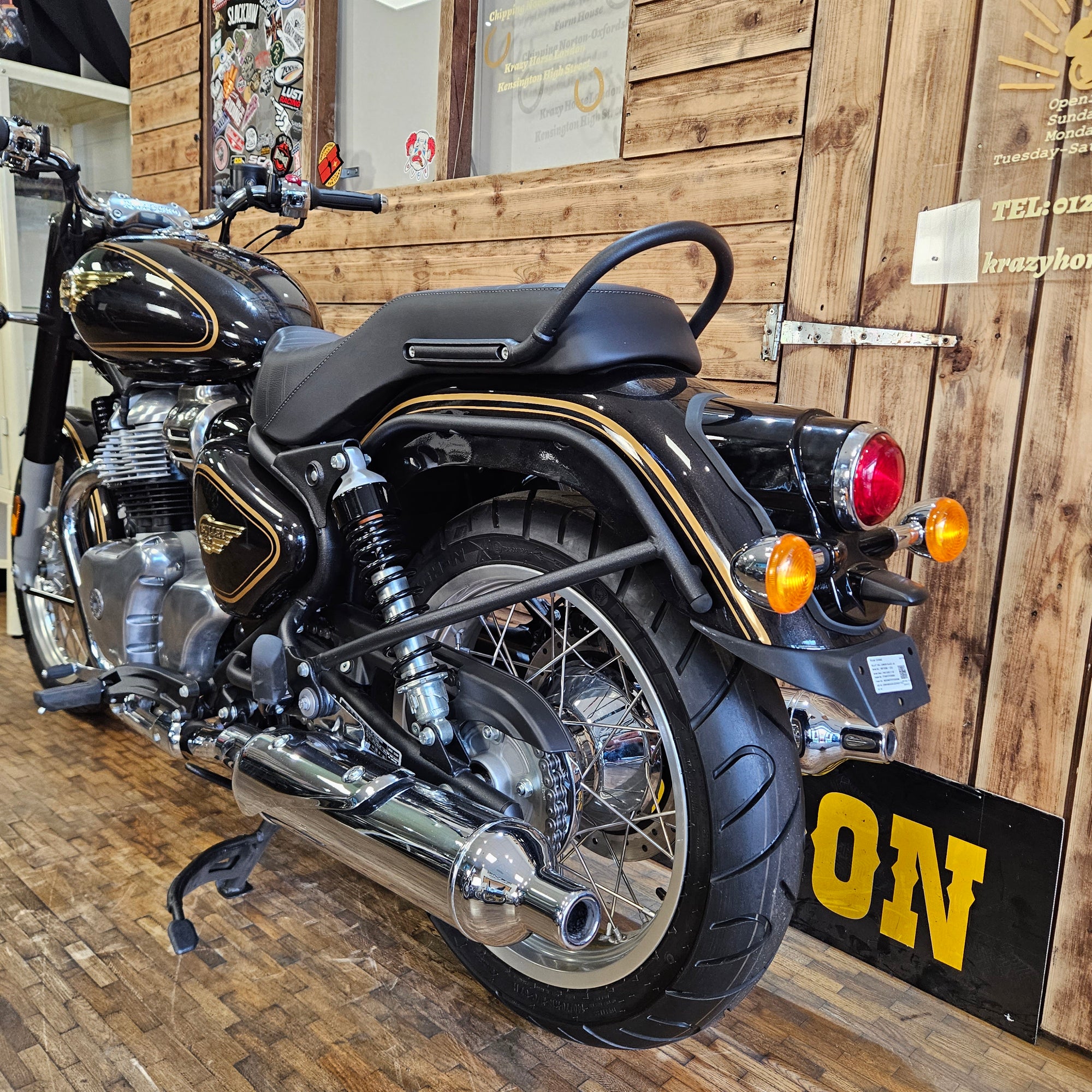 ROYAL ENFIELD BULLET 650 - Cannon Black