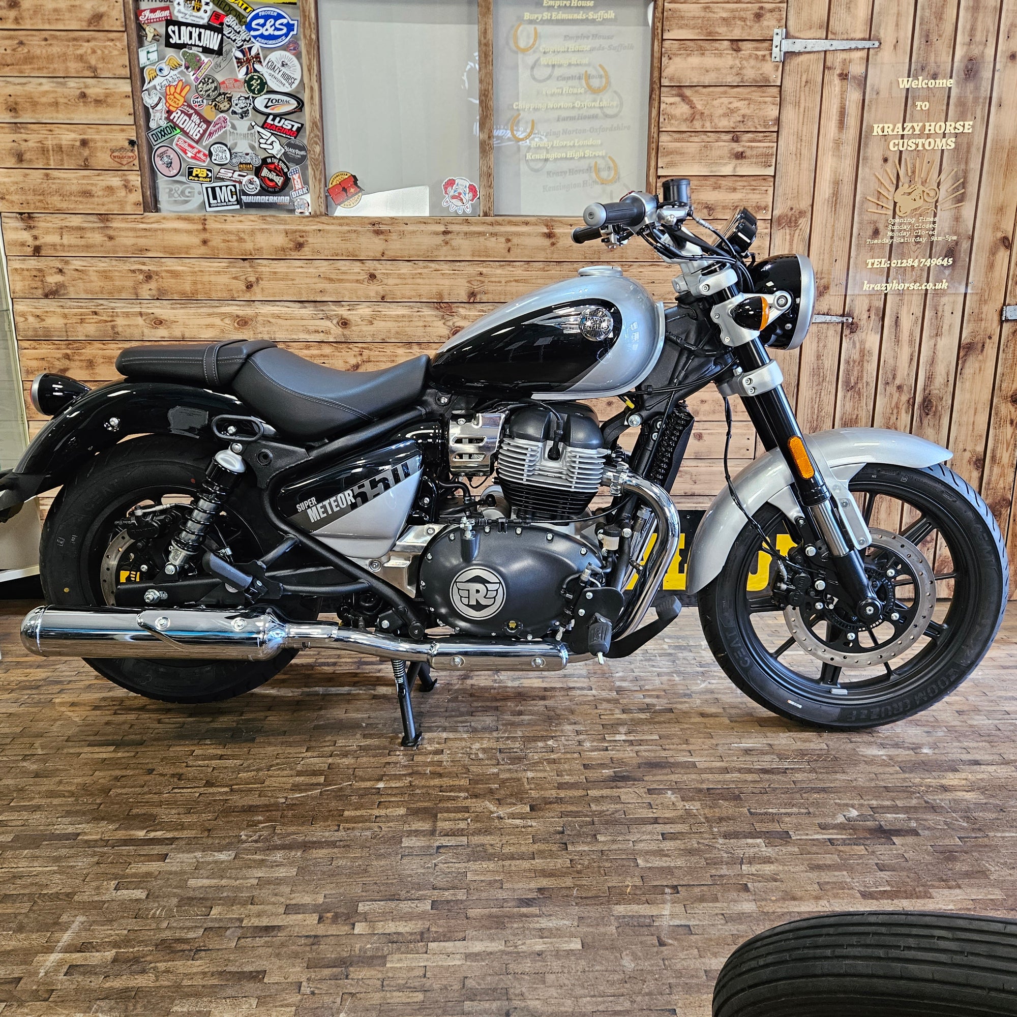 ROYAL ENFIELD SUPER METEOR 650 - Interstellar Grey