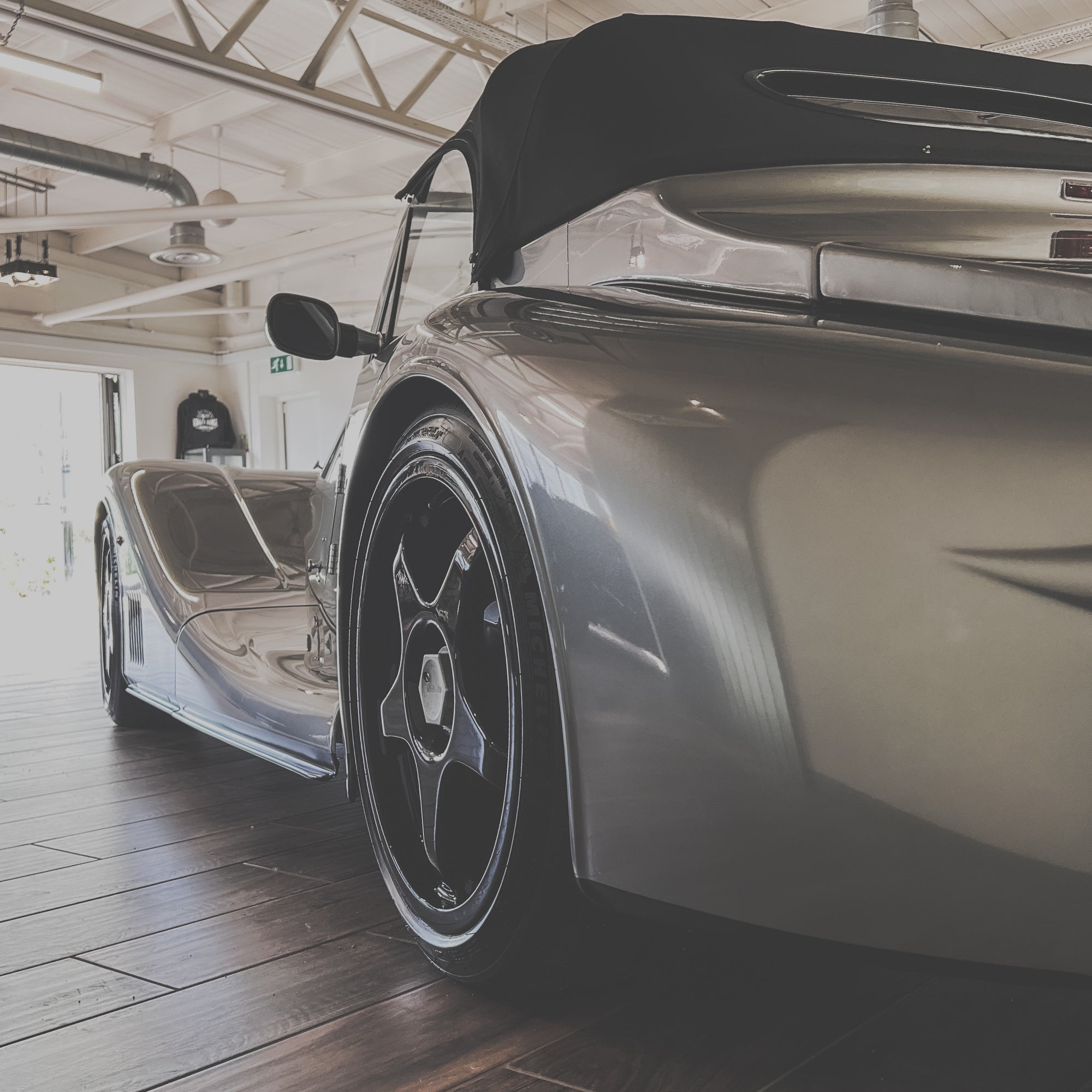 Morgan Aero 8 MK1 4.4 V8 Manual - Champagne Silver