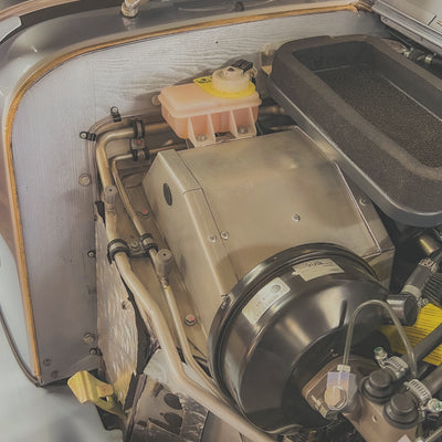 Morgan Plus SIX 3.0 Straight 6 Turbo - Liquid Blue Chrome