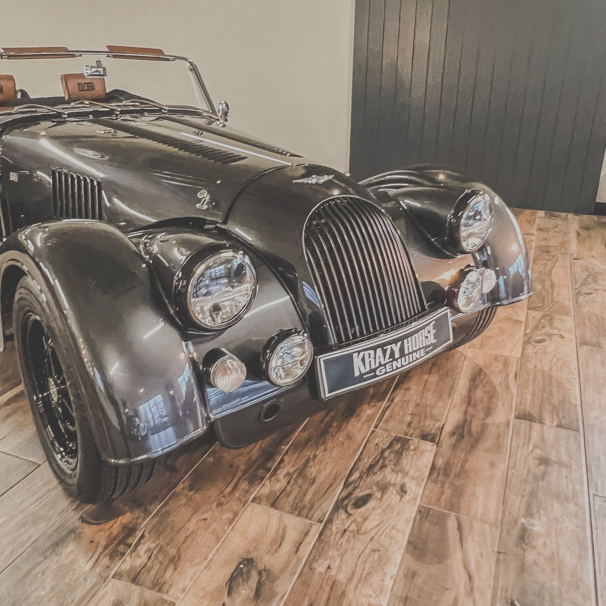 Morgan Roadster 3.7 The Rare 110 Edition - Morgan Dark Silver Pearl