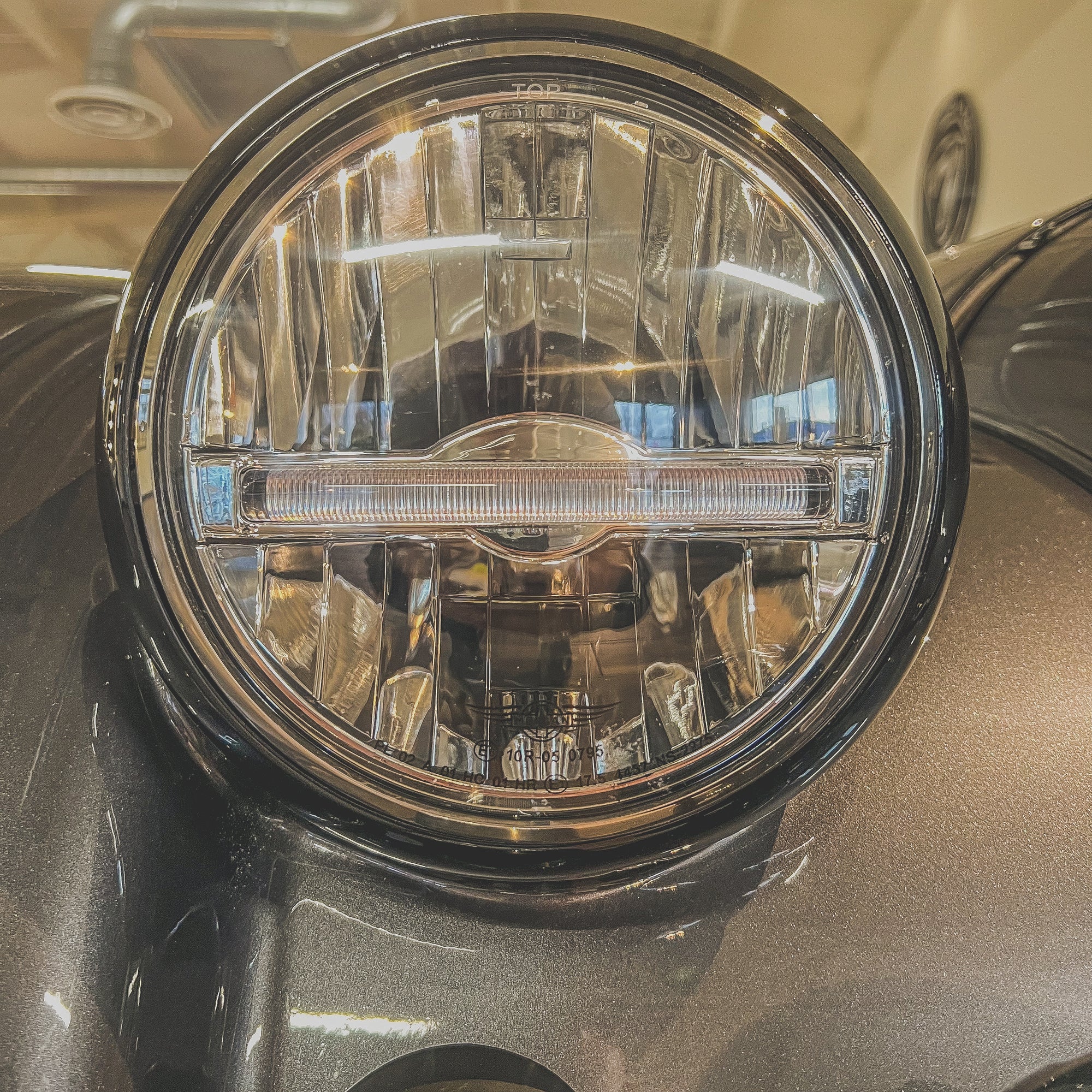 Morgan Roadster 3.7 The Rare 110 Edition - Morgan Dark Silver Pearl