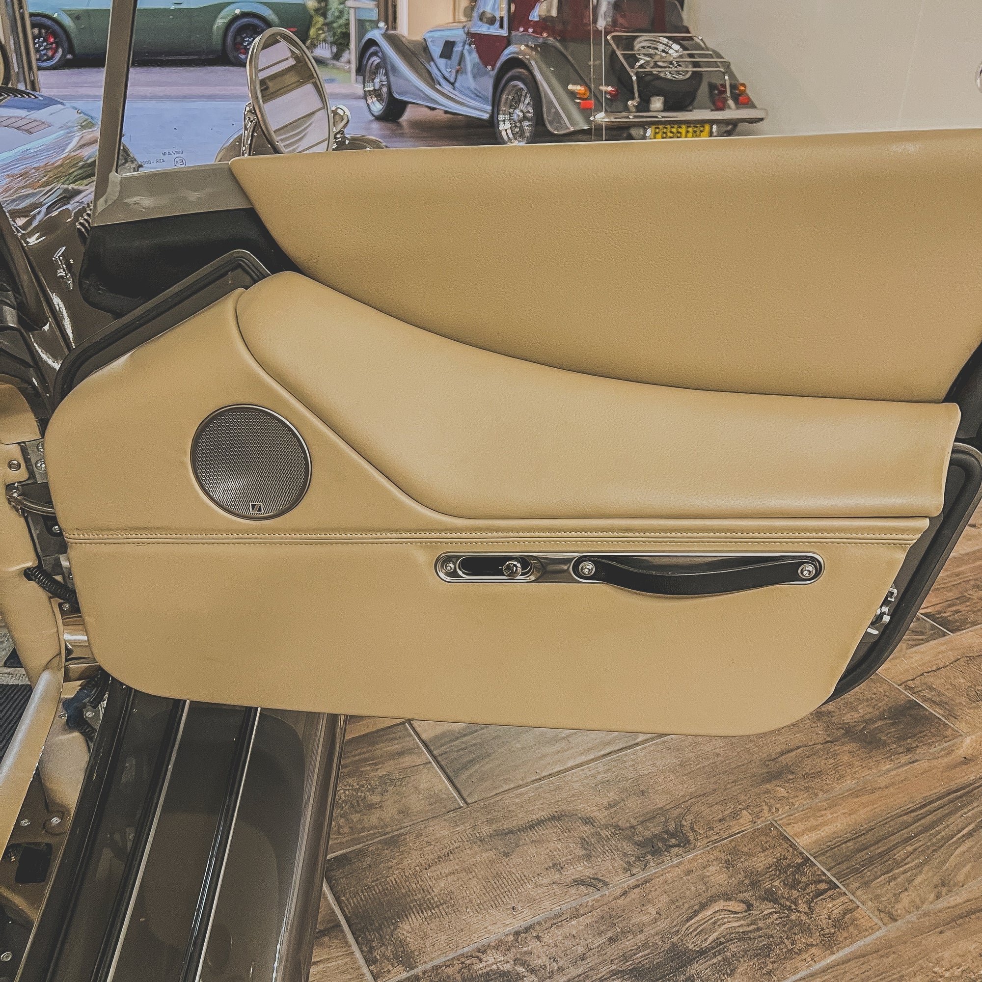 Morgan Plus Four 2.0 Auto - Antique Bronze