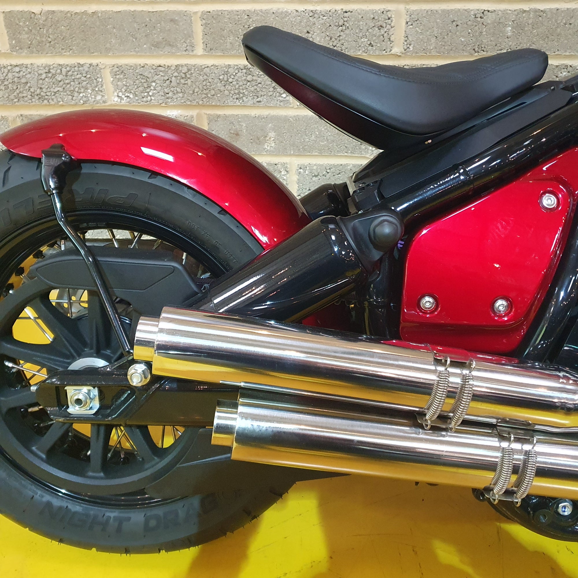 Indian Chief Bobber Dark Horse - Custom Candy Red