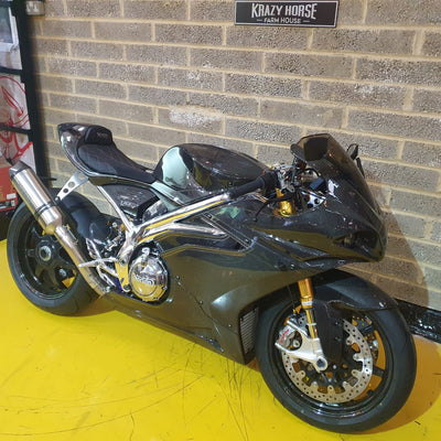 Norton V4sv Carbon - Black Carbon