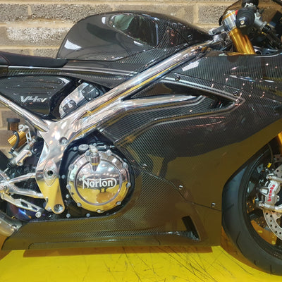 Norton V4sv Carbon - Black Carbon