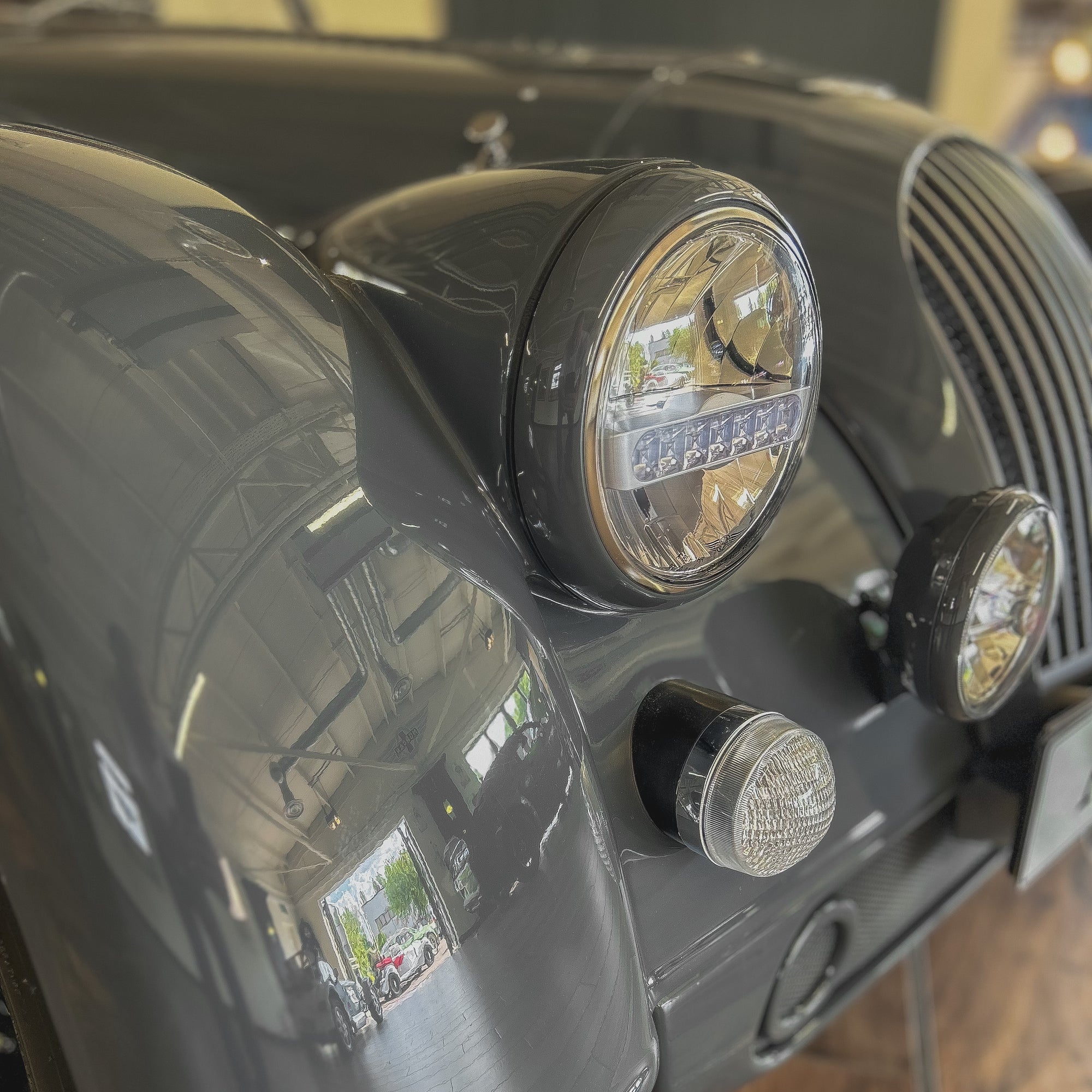 Morgan Plus Four auto - Vintage Dark Grey