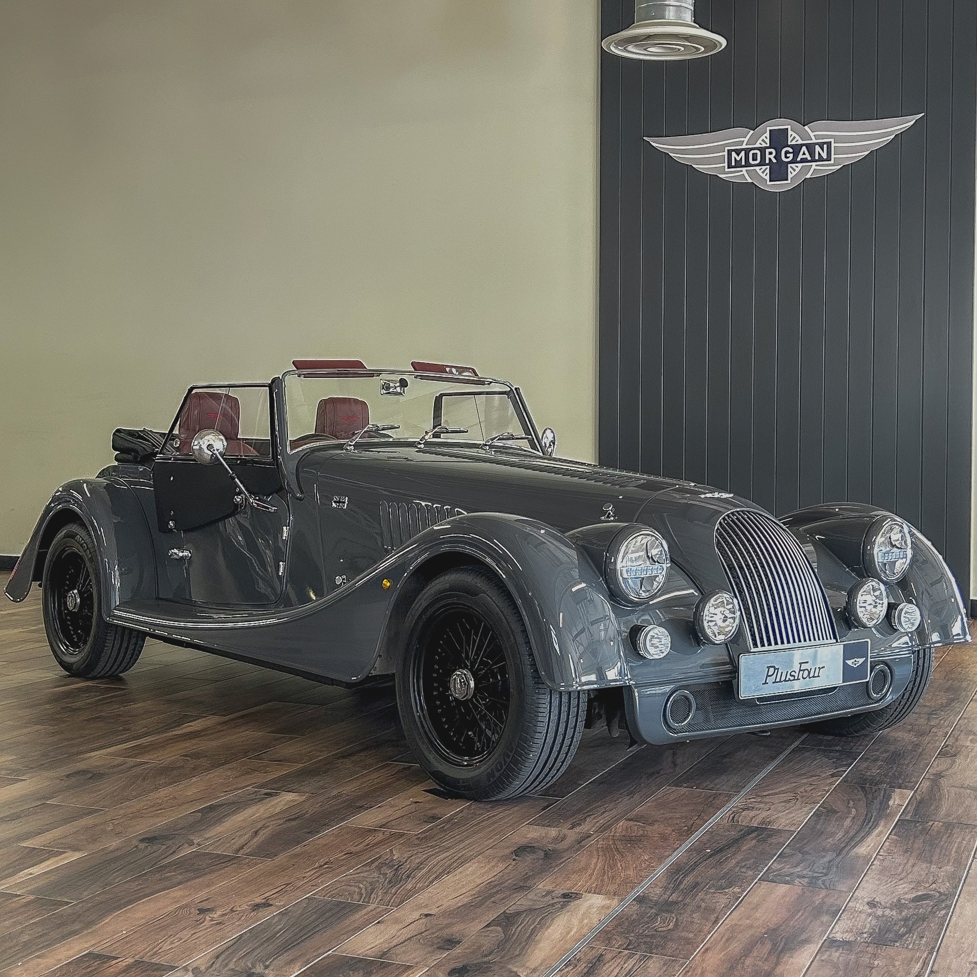 Morgan Plus Four auto - Vintage Dark Grey