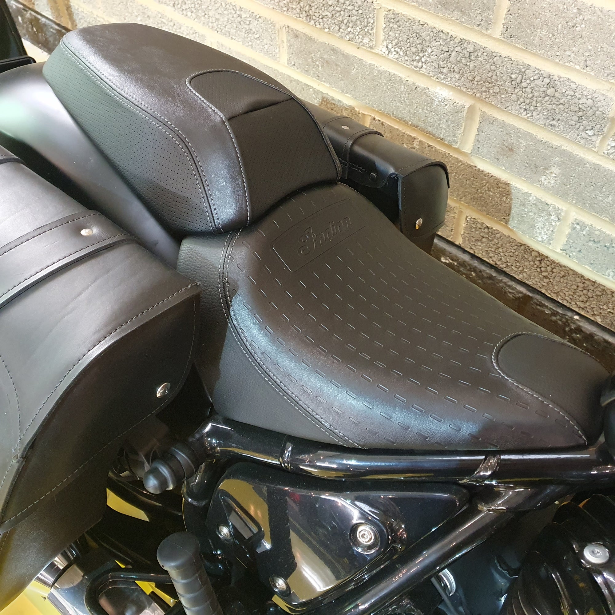 Indian Sport Chief - Black Smoke - PreLoved