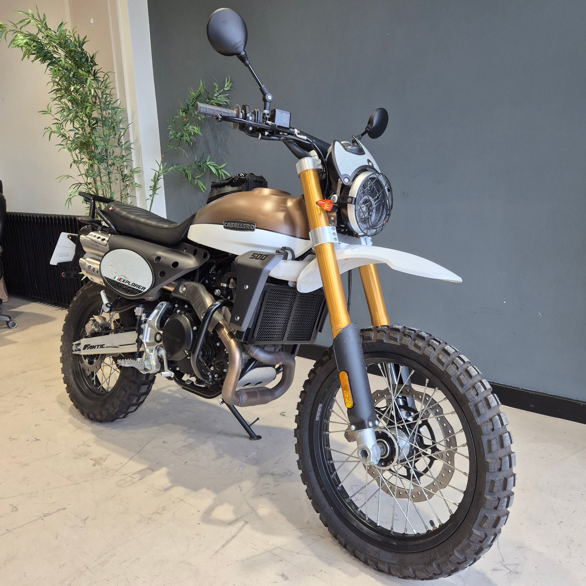 Fantic Caballero 500 Rally Explorer - White/Bronze - PreLoved