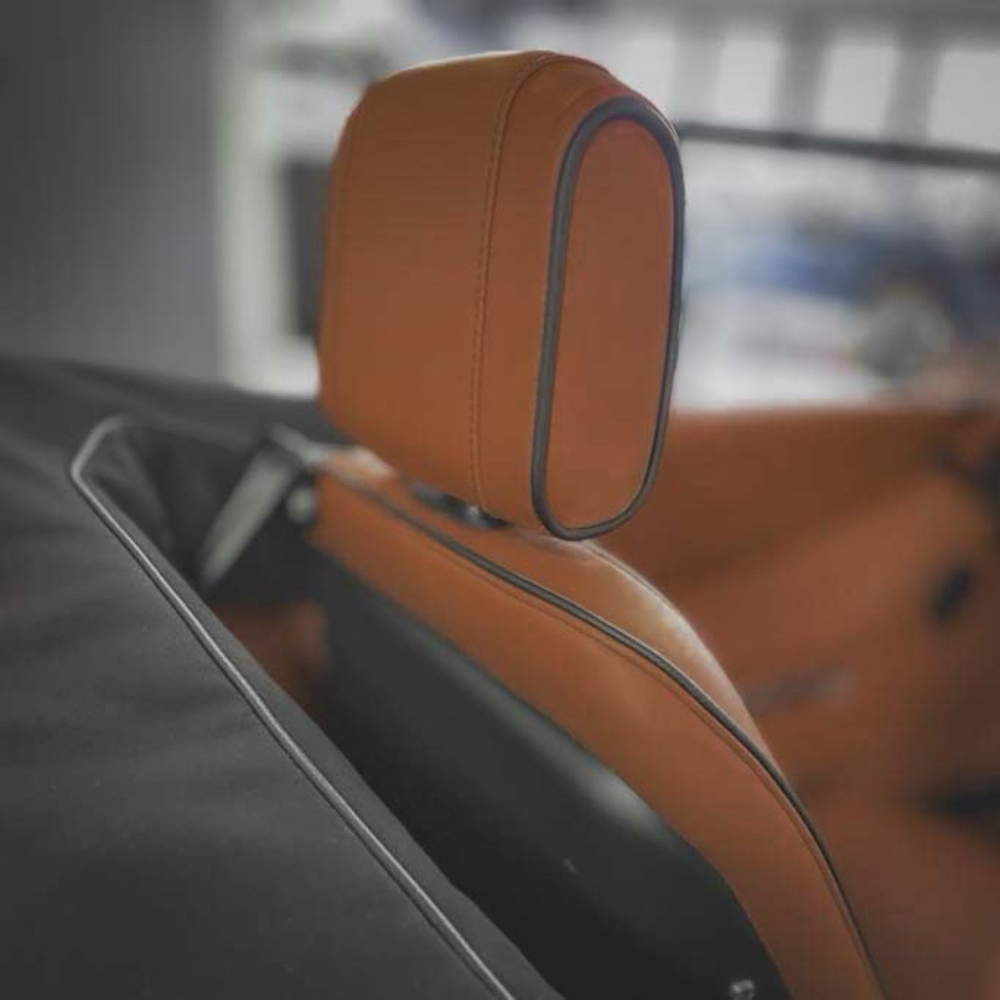 Morgan Plus Four Auto - Morgan Dark Silver Metallic