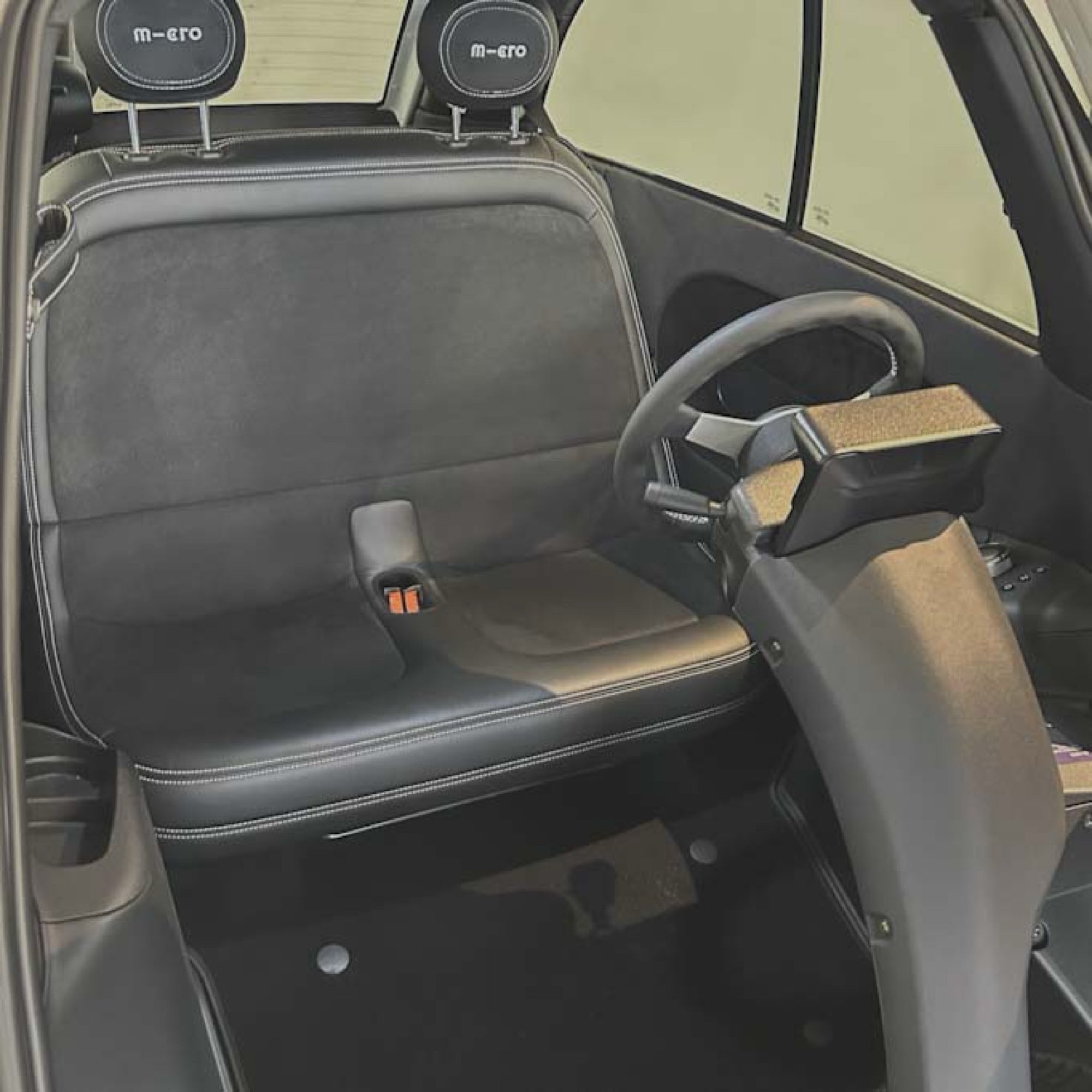 Microlino - Two Tone Paint option - Paris Mint and White