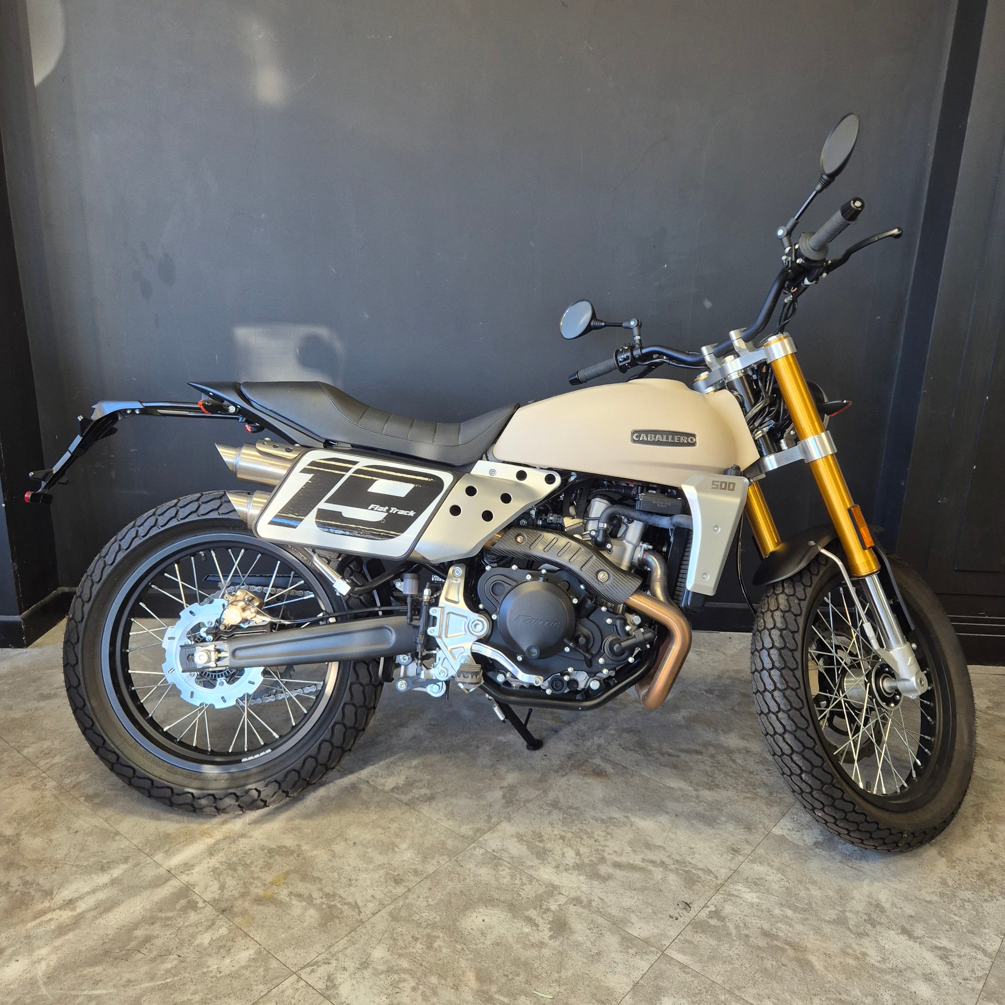 Fantic Caballero 500 Flat Track Edition - Sand - Preloved
