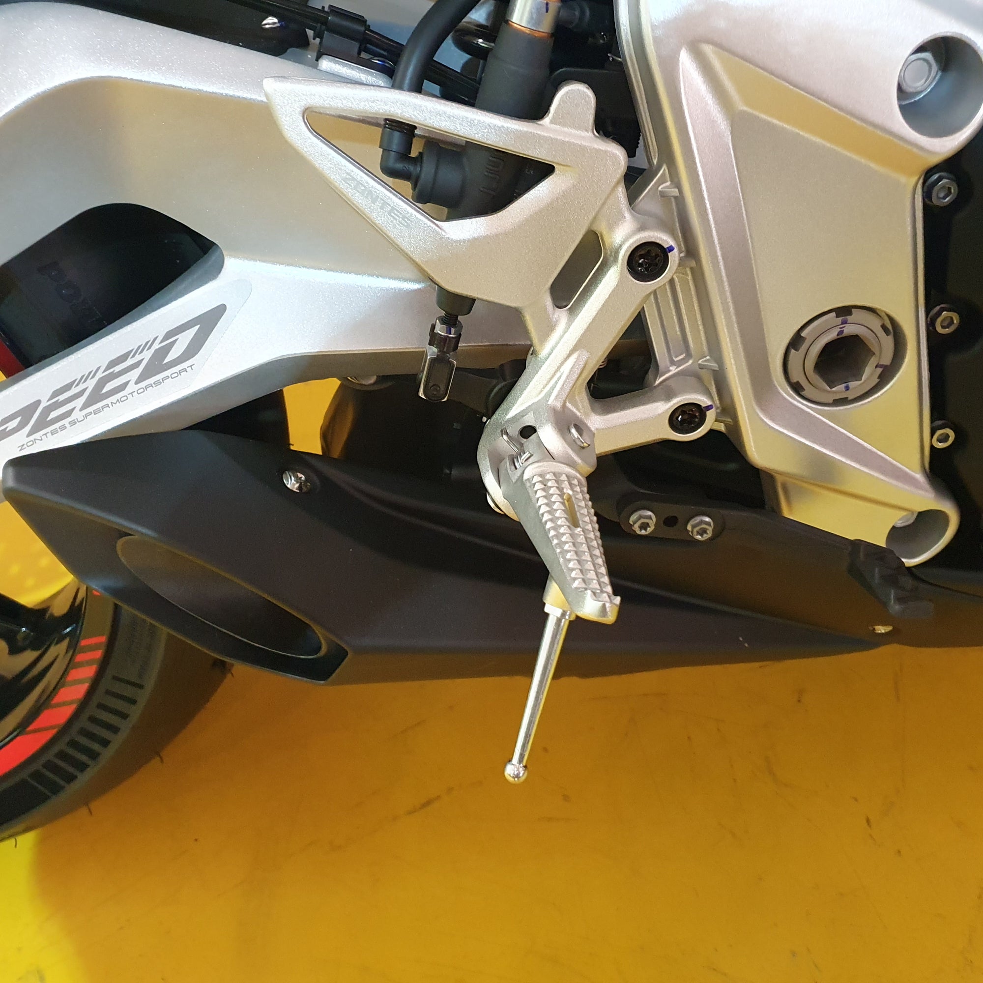 Zontes ZT703 RR - White/Red