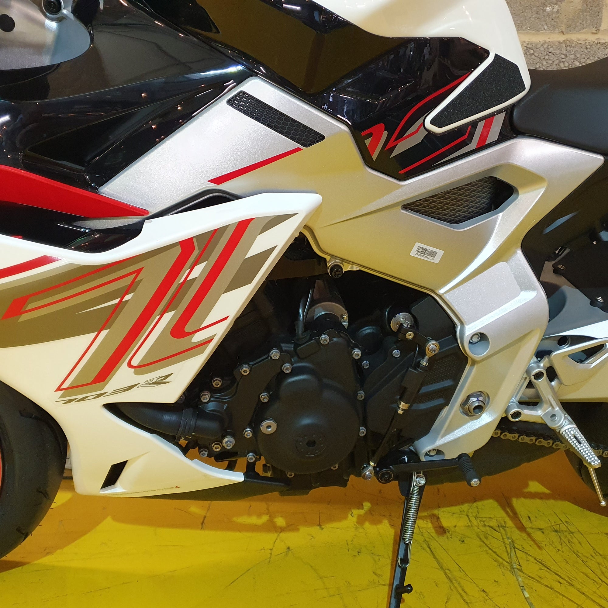 Zontes ZT703 RR - White/Red