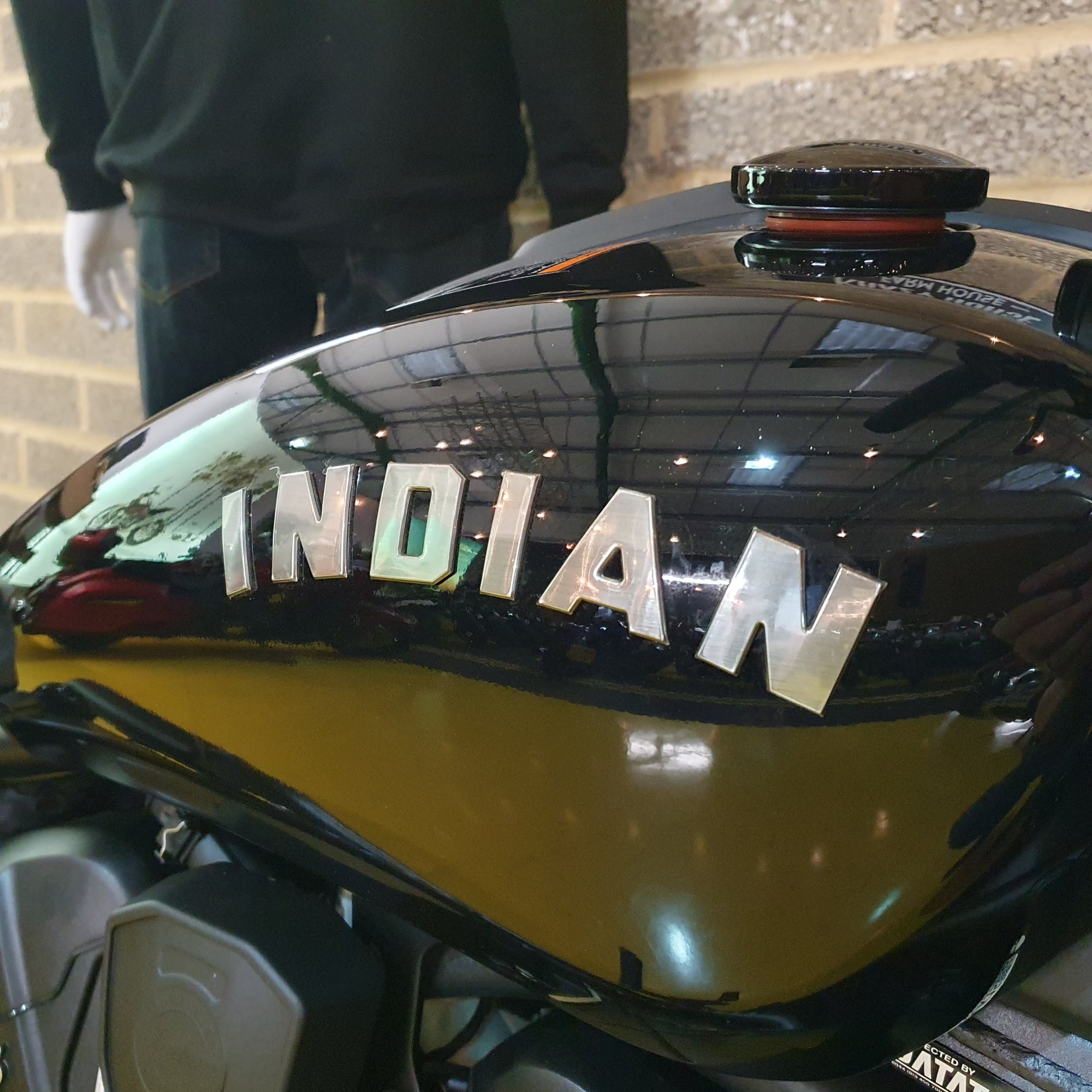 2026 Scout Bobber Sixty - Black Metallic