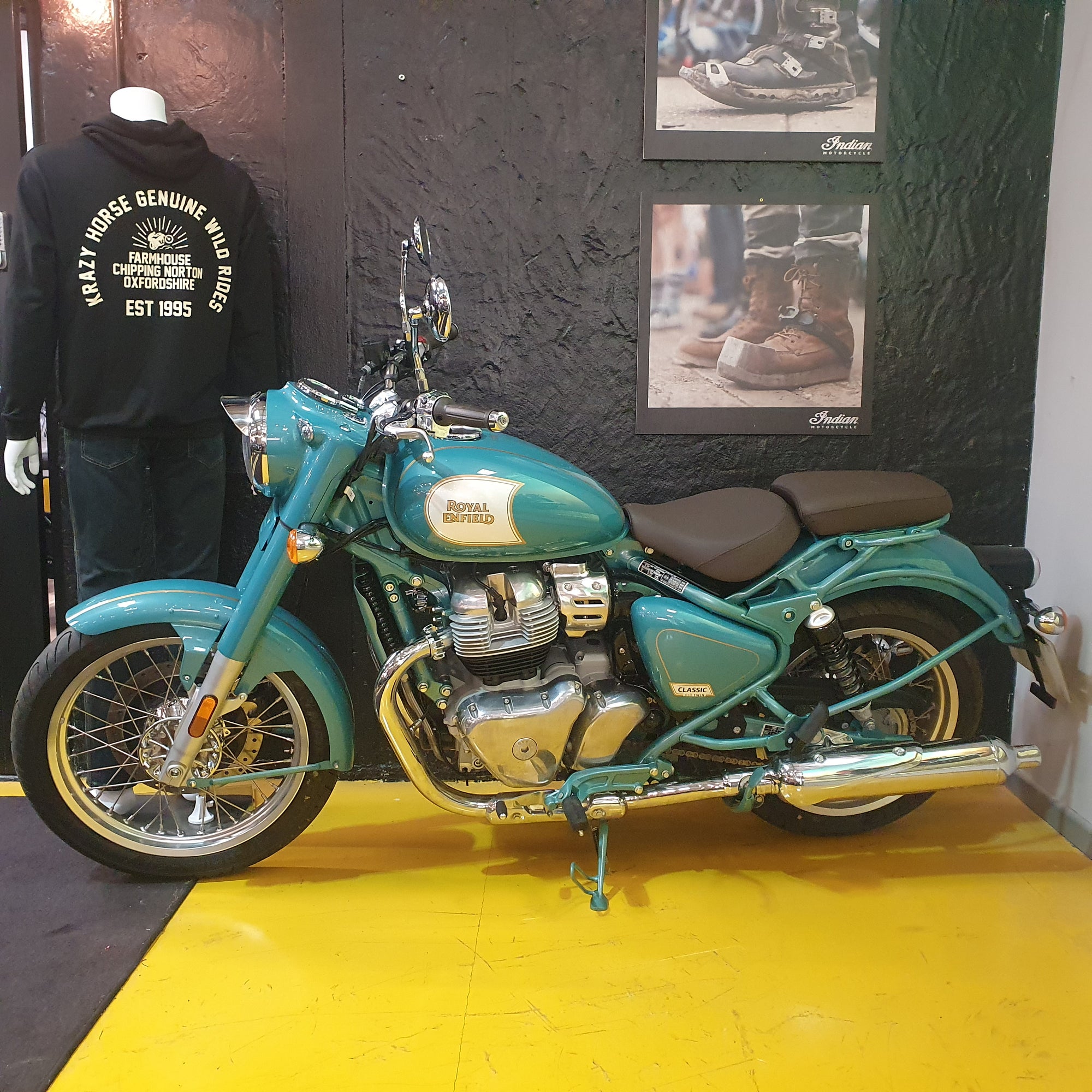 Royal Enfield 650 Classic - Teal Metallic - PreLoved