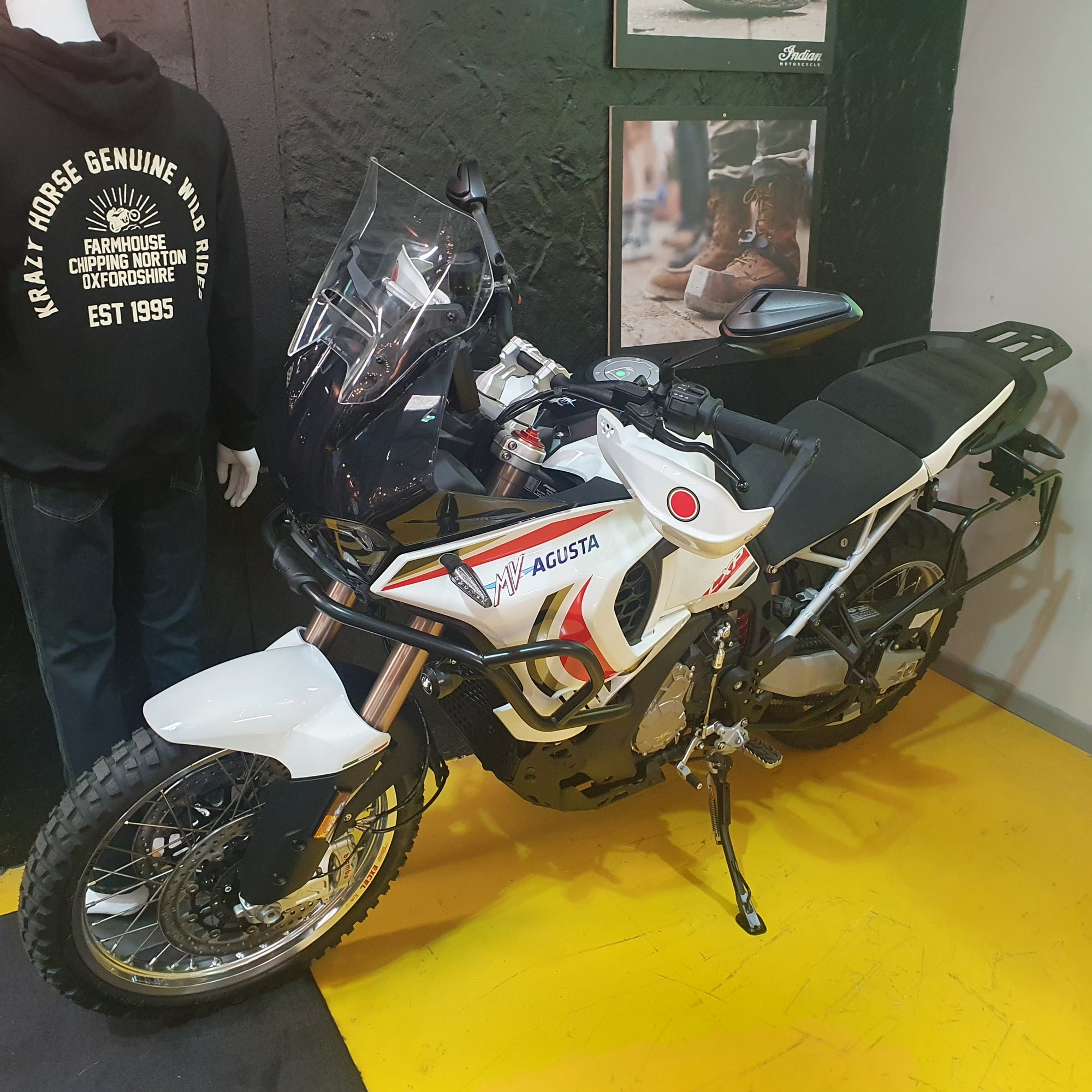 Enduro Veloce LXP Edi Orioli - Pearl White Metallic Black