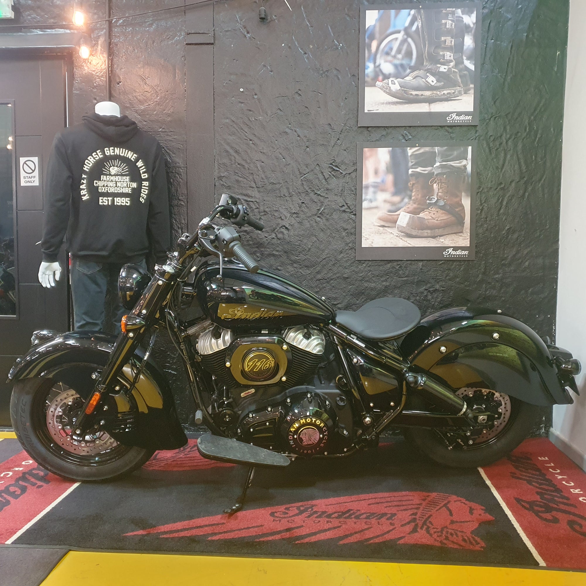 Indian Chief Vintage - Black Metallic