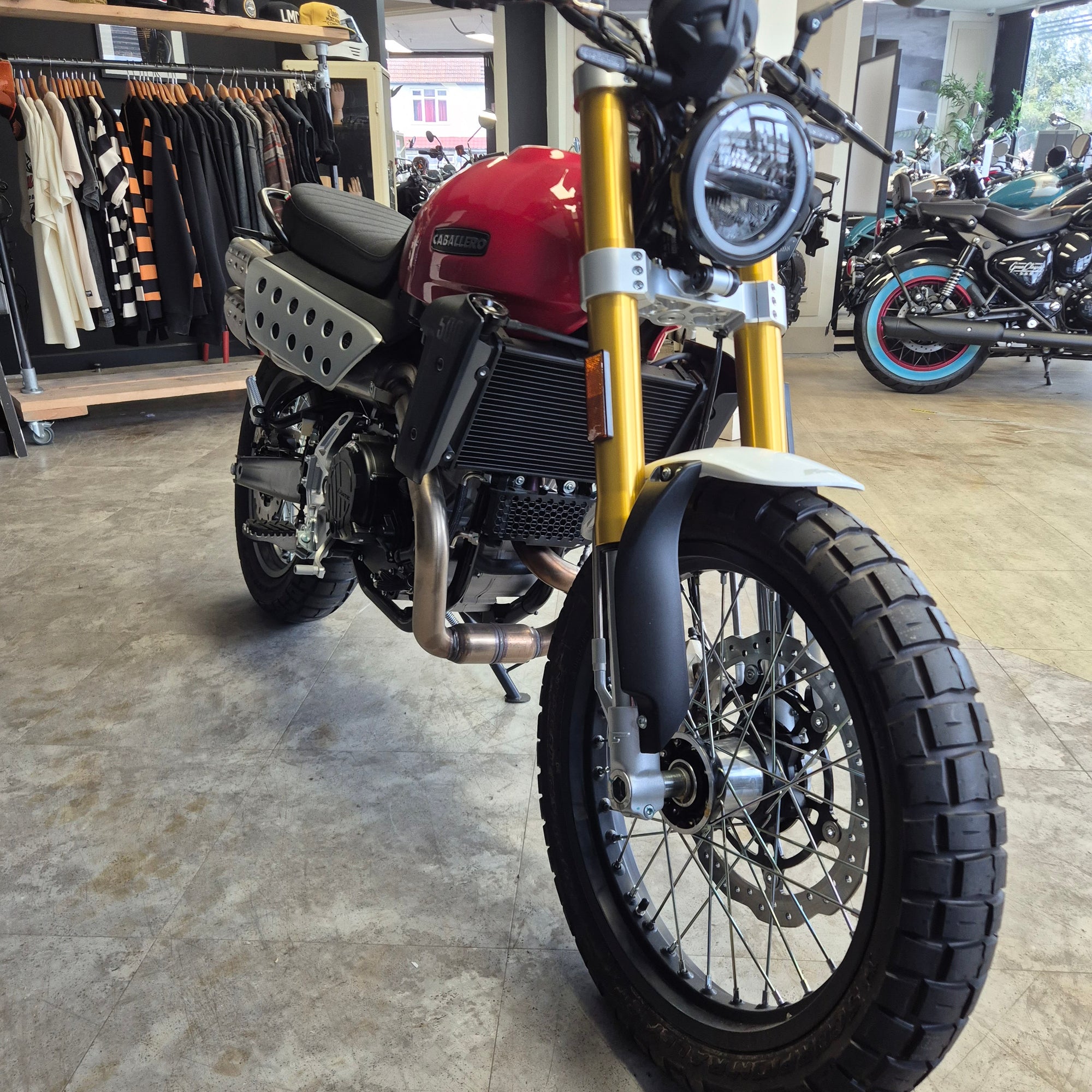 Caballero Scrambler 500 - Red