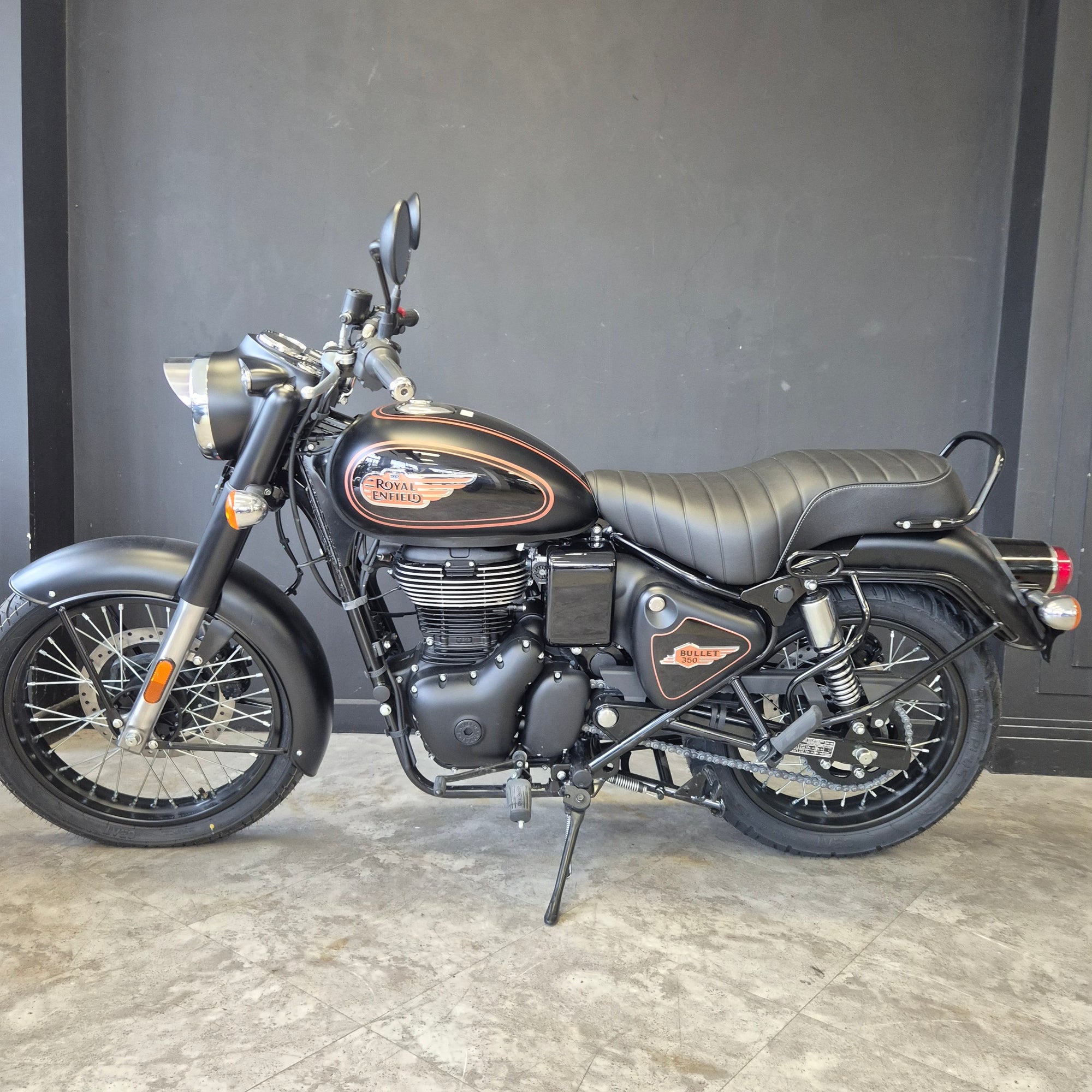 Royal Enfield Bullet - Black Gold - A pre-registered bargain!