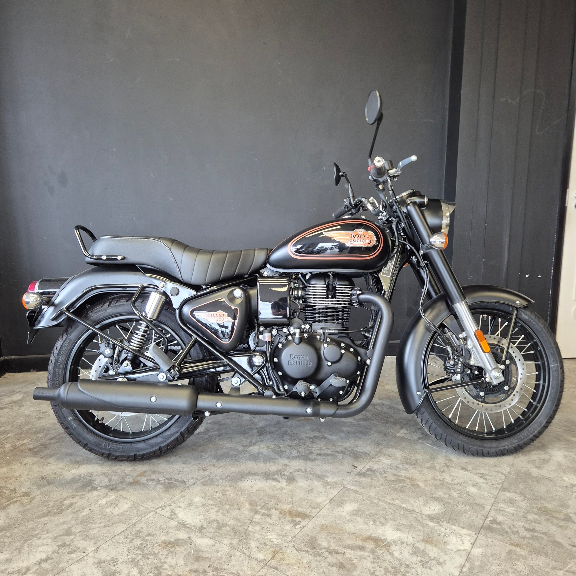 Royal Enfield Bullet - Black Gold - A pre-registered bargain!