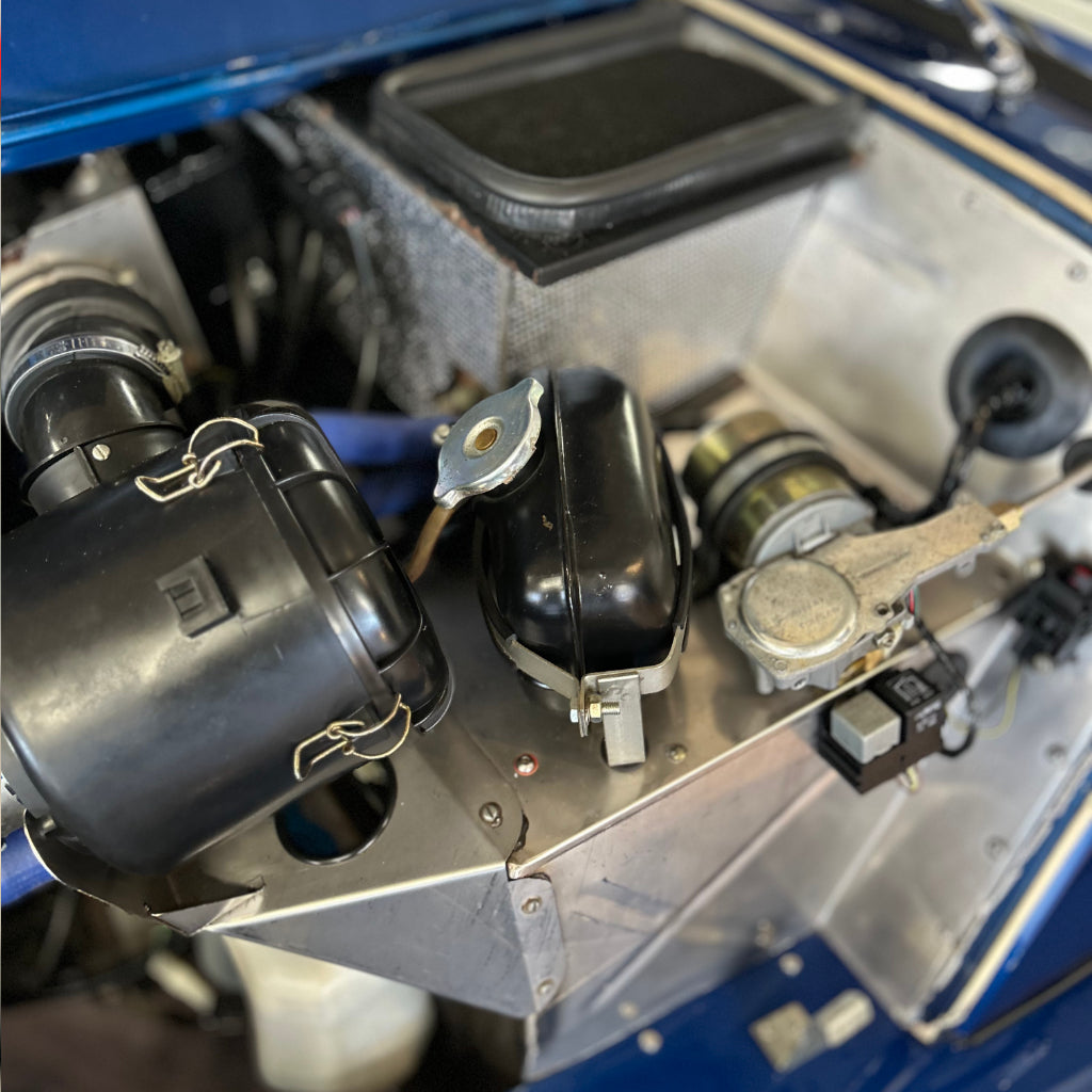 Morgan 4/4 Ford 1.8 Twin Cam Zetec - Jaguar Antigua Blue