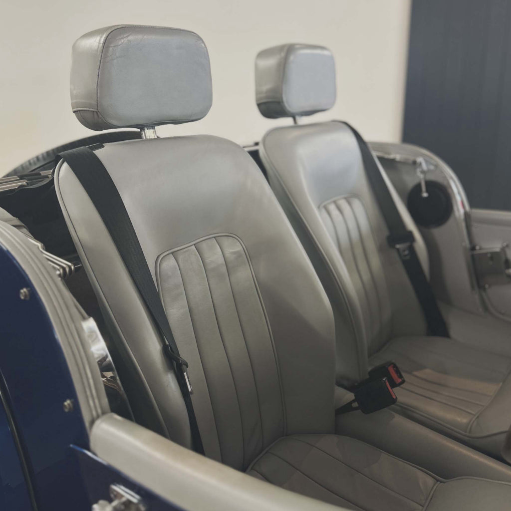 Morgan 4/4 Ford 1.8 Twin Cam Zetec - Jaguar Antigua Blue