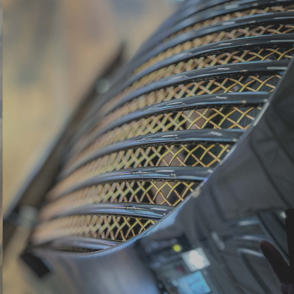 Morgan Plus 4 Traditional - Morgan Piano Black