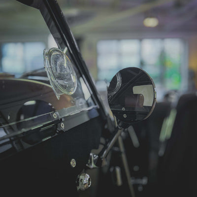 Morgan Plus 4 Traditional - Morgan Piano Black