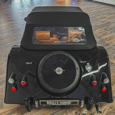 Morgan Plus 4 Traditional - Morgan Piano Black